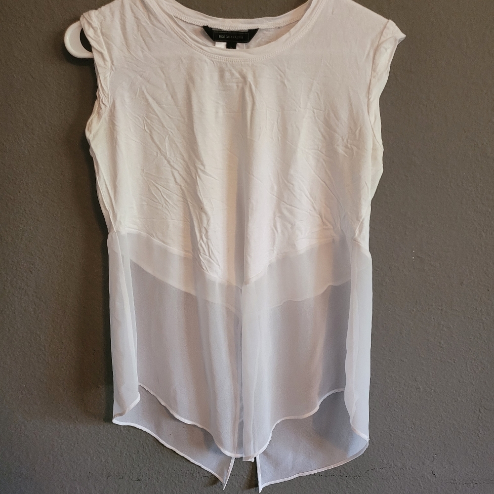 Bcbg white t-shirt with shear bottom